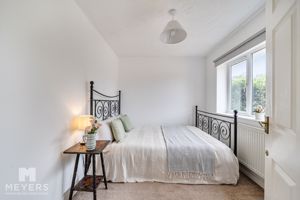 Photo 18- click for photo gallery